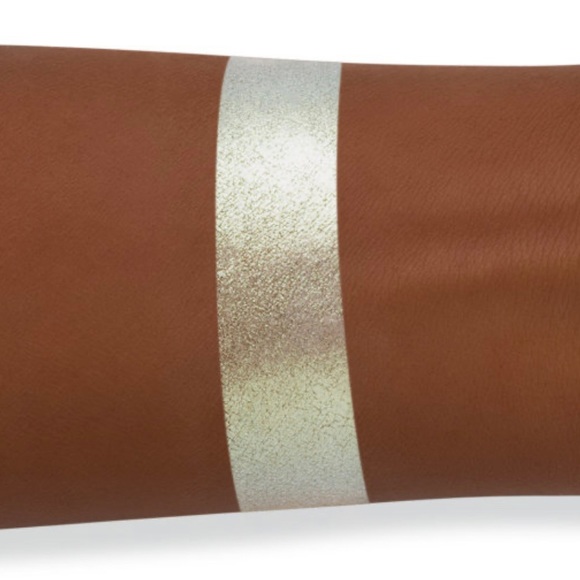 JEFFREE STAR COSMETICS Extreme Frost Highligter - Picture 12 of 15